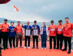 Upacara HUT ke -80 RI Di Atas Laut Lampung Catat Rekor MURI