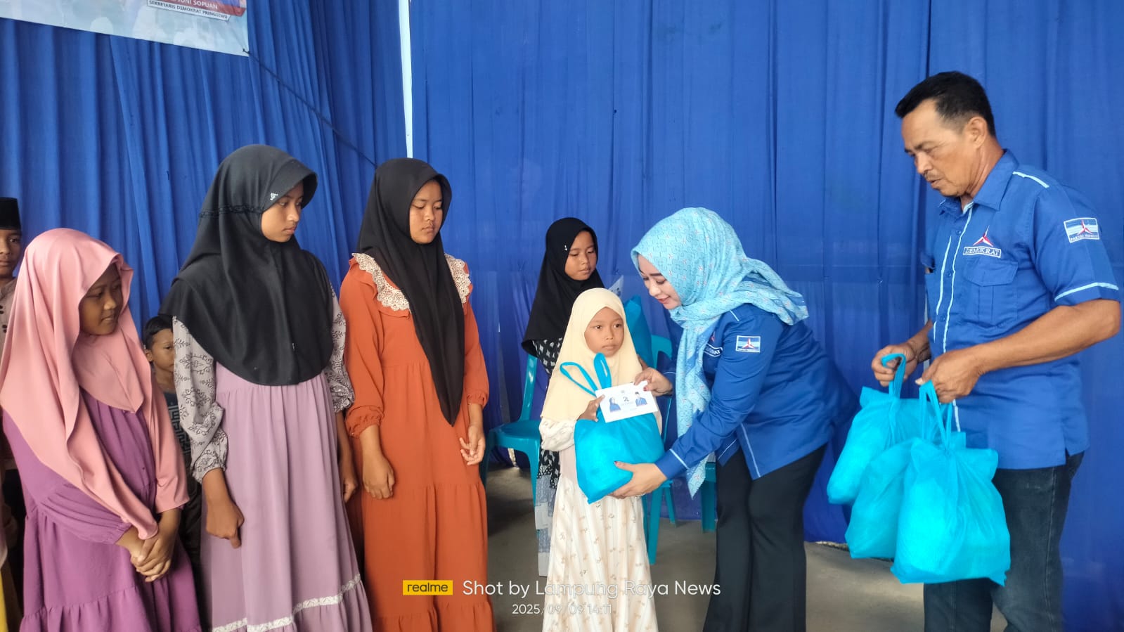 Santunan Anak Yatim Piatu