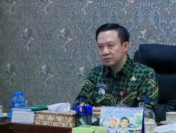 Sekdaprov Marindo Kurniawan Minta Warga Waspada Cuaca Ekstrem dan Banjir Rob .