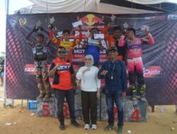 Resmi! Bupati Ayu Asalasiyah Melepas Ratusan Pembalap Bertanding Dikejuaraan Grastrack Moto Cross Daniel Putra Championship