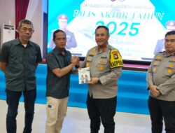 Momen Rilis Akhir Tahun 2025, JMSI Kepri Serahkan Buku ‘Tolak Jadi Korban TPPO’ ke Kapolda Kepri