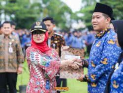 Bupati Nanda Indira Lakukan Penyerahan SK Kepada 3.457 PPPK Paruh Waktu