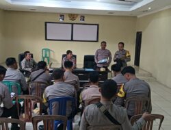 Dorong Peningkatan Pelayanan, Kasatbinmas Gelar Anev Kinerja Bhabinkamtibmas di Polres Way Kanan