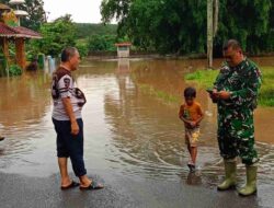 Hujan Deras Guyur Way Kanan, Camat Negeri Agung Tinjau Pemukiman yang Terendam Banjir