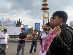 DEMA FDIK UIN RADEN INTAN LAMPUNG MENGGUGAT : DIBALIK KEBIJAKAN YANG BERKHIANAT