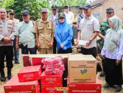 Bupati Pesawaran Tinjau Lokasi Terdampak Puting Beliung di Kecamatan Tegineneng
