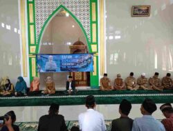 Bupati Way Kanan Hadiri Safari Ramadan di Masjid Nur Rohima, Salurkan Sejumlah Bantuan