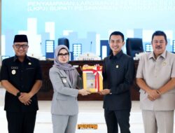 Bupati Hj.Nanda Indira Sampaikan LKPJ Tahun Anggaran 2025 dalam Rapat Paripurna DPRD