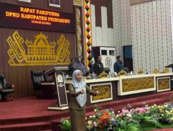 DPRD Pringsewu  Menggelar Rapat Paripurna Penyampaian keputusan DPRD tentang Rekomendasi Pembahasan LKPJ Kepala daerah 2025