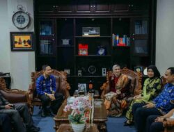 Purnama Wulan Sari Mirza Menyerah kan Dana Rp509 Juta untuk Korban Bencana lintas Daerah