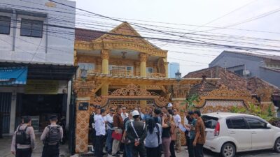 Sempat ada Perlawanan,PN Tanjung karang perintahkan Darussalam Bayar H.Nuryadin.