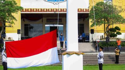 Semangat Bangun Pendidikan Nasional,Pemkab Pesawaran Gelar Upacara Hardiknas