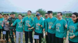 Gubernur Rahmat Mirzani Djausal Dampingi Menteri Perumahan dan Kawasan Permukiman Maruarar Sirait pada Kegiatan Penanaman Sejuta Pohon