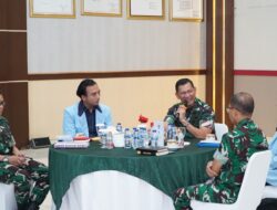 Dialog Tanpa  Jarak antara Mayjen Kristomei dan Apirasi Mahasiswa