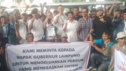 Ratusan Buruh Bongkar muat pelabuhan panjang Curhat ke Gubernur