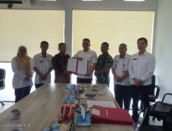 Komitmen Dukung Program Pusat, Sekdakab Way Kanan Tanda Tangani MoU Pinjam Pakai Aset Daerah Bersama Pengurus KDMP