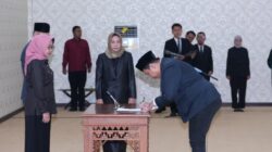 Rektor Lantik dan Ambil Sumpah Jabatan Fungsional