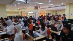 Siaga Sejak Subuh, Dedikasi Teknisi SMM Kawal Mimpi Calon Mahasiswa Unila