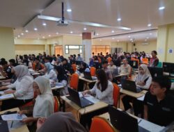 Siaga Sejak Subuh, Dedikasi Teknisi SMM Kawal Mimpi Calon Mahasiswa Unila