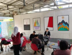 Lucky Gany Rizky, Juara 1 Nasional Cabang Newscasting Kompetisi Administration English Club Unbraw Siti Nuryani