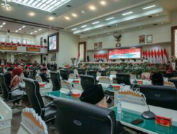 Gubernur Mirza Hadiri Paripurna Istimewa DPRD Lampung, Dengarkan Pidato Kenegaraan Presiden