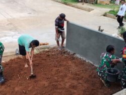 KODIM 0427/WAY KANAN BANGUN SARANA SUMUR BOR, WUJUD KEPEDULIAN TNI TERHADAP AIR BERSIH