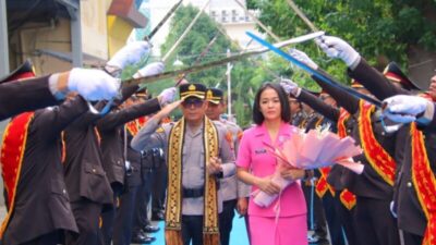 Pedang Pora Sambut Kombes Herbin Sianipar, Babak Baru Kepemimpinan di Polresta Bandar Lampung gantikan Alfret.