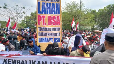 Buruh Harian PT BSA Trauma Aksi Massa Bawa Bambu Runcing Dan Sajam,  Datangi Polda Lampung Minta Keadilan