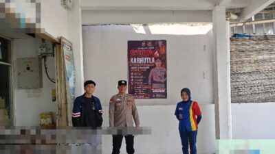 Cegah Karhutla di Musim Kemarau, Bhabikamtibmas Polsek Umpu Semenguk Pasang Banner Himbauan