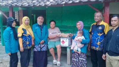 Pasca‑Kebakaran Kampung Sangkaran Bakti: Aparatur & KKN Bergerak Berbagi Bantuan Kepada Warga Terdampak