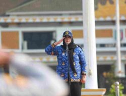 Wakil Bupati Pringsewu Umi Laila,   Pembina upacara Peringatan Hari Perhubungan Nasional di Kabupaten Pringsewu
