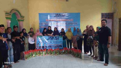 JMSI Tulang Bawang Salurkan Bantuan Beras Untuk Warga Kurang Mampu