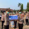Tingkatkan Pelayanan dan Kesiapsiagaan Karhutla, Polres Way Kanan Salurkan PC AIO hingga Peralatan Pemadam ke Polsek Jajaran