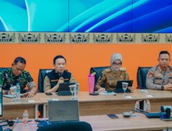Abu Vulkanik Gunung Anak Krakatau Yang berdampak ke Sejumlah Wilayah  Pemprov Lampung Belum Terapkan WFH bagi ASN