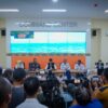 Gubernur Rahmat Mirzani Bersama TNI AL, BPBD, Basarnas, dan Akademis ITERA Melakukan pemantauan langsung Gunung Anak Krakatau