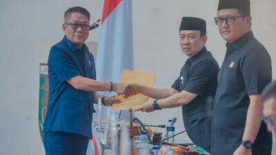 Sekdah Prov Lampung Marindo Kurniawan menghadiri Rapat Paripurna DPRD Propinsi Lampung
