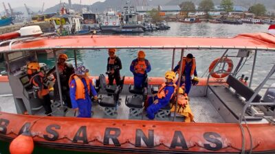 *Polda Lampung Perkuat Pencarian 5 Wartawan dan 3 Kru Kapal yang Hilang Kontak di Selat Sunda*