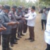 Camat Sukabumi Sahrial Berikan Kartu BPJS Ketenagakerjaan Gratis kepada Linmas