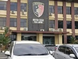 Dugaan Penggelapan Mobil Rental Rp1,16 Miliar, Anggota DPRD Bandar Lampung YI Dilaporkan Ke Polda Lampung .
