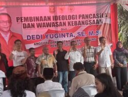 Dedi Yuginta Ajak Warga Jaga Lingkungan Saat Sosialisasi Pembinaan Ideologi Pancasila Kebangsaan. (PIP)