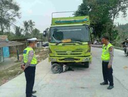 Diduga Rem Blong, Truk Fuso Bermuatan Pasir Tabrak Sejumlah Kendaraan Dua Pelajar Meninggal Di Lokasi