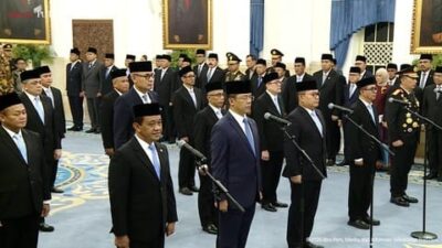 Daftar Lengkap Reshuffle Menteri dan Pejabat yang Dilantik Prabowo .