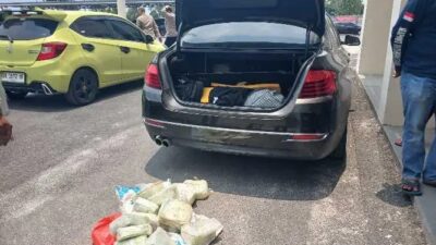 MMobil Mewah BMW Bermuatan Sabu Rp50 Miliar, Polisi Amankan 3 Orang di Bakauheni Lampungi