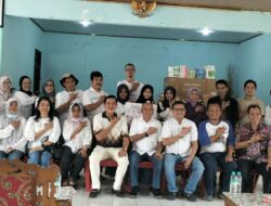 Kagama Lampung Berbagi Kebahagiaan Bersama Puluhan Lansia di Tresna Werdha Natar