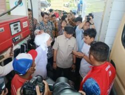 Sidak “Besar-Besaran” ke SPBU, Putri Zulhas Ungkap Berbagai Macam Persoalan Anggota DPR RI Putri Zulhas bersama Gubernur Rahmat Mirzani Djausal saat meninjau SPBU.