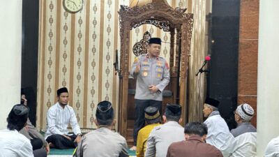 Kapolda dan Wakapolda Lampung Gelar Subuh Keliling di Dua Masjid, Pererat Silaturahmi dan Perkuat Kamtibmas