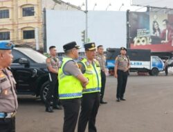 Brigjen Pol. Yustan Alpiani Kapolda Lampung Brigjen Pol Yustan Alpiani Turun Langsung Atur Lalu Lintas di Bundaran Adipura
