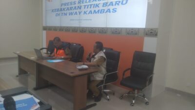 Titik Api dari Kandang Gajah TNWK  Berjarak 14 KM.