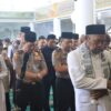 Kapolda Lampung Bersama Wakapolda Salat Jumat di Masjid Agung Al-Furqon,